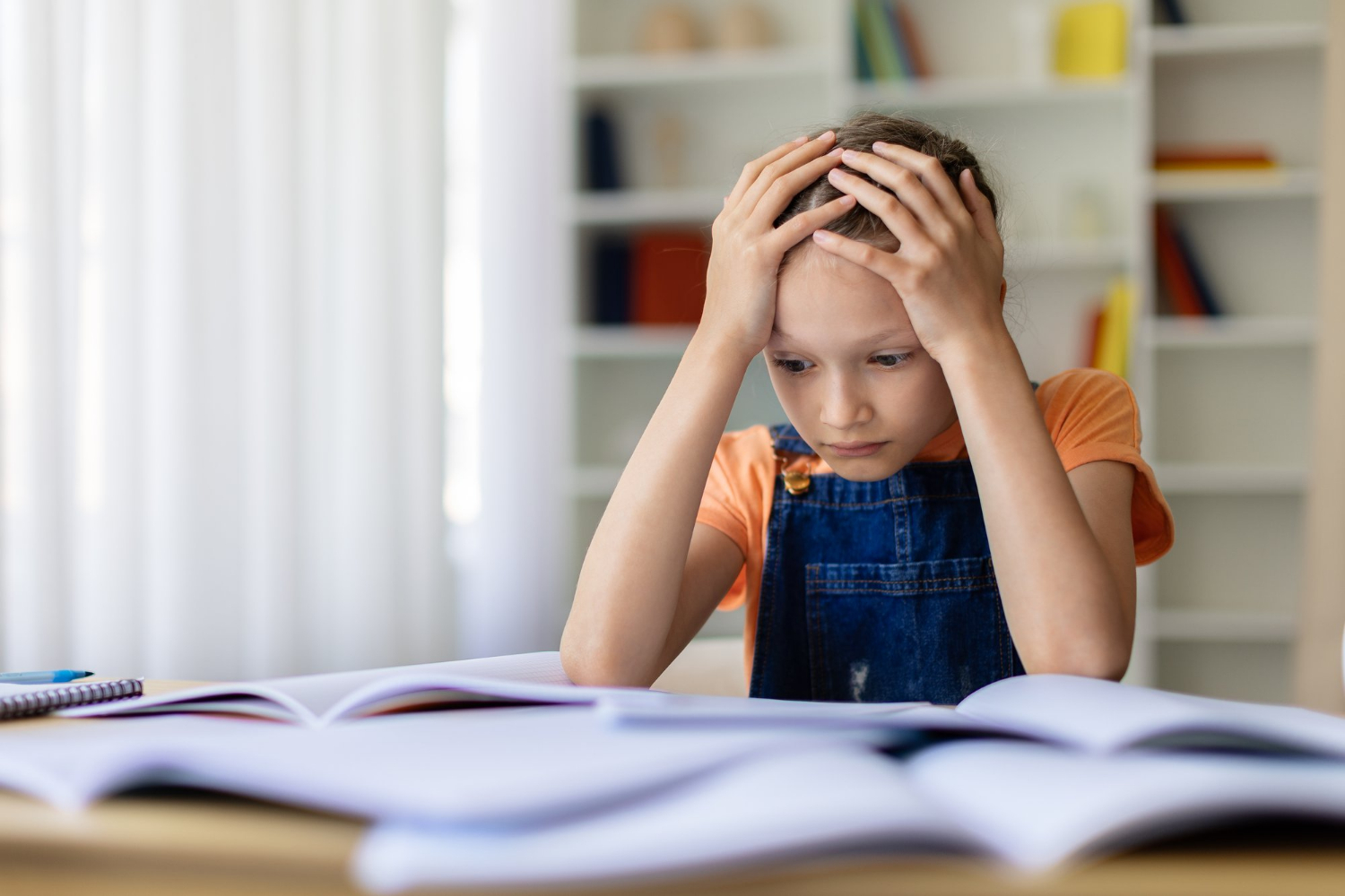Leitura e escrita: sinais de dificuldade que merecem uma conversa com a escola